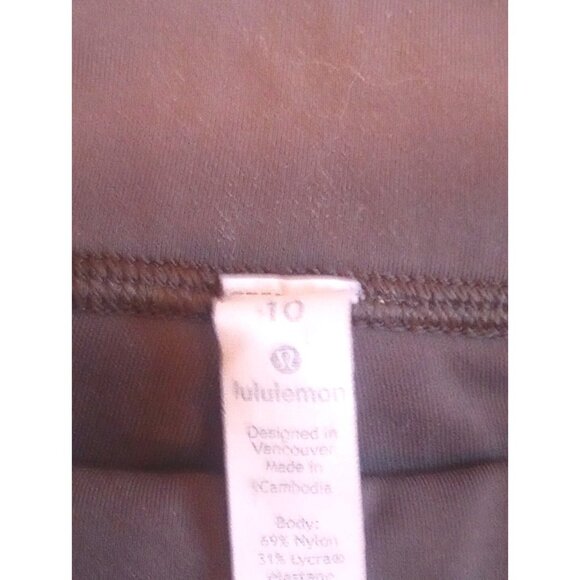 Lululemon capri leggings Dark Green  with a mesh fabric On Legs Sz 10 - Picture 8 of 10